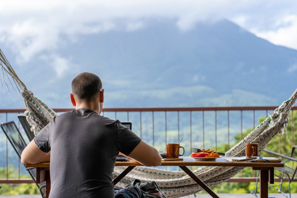 Managing Your Finances as a Digital Nomad