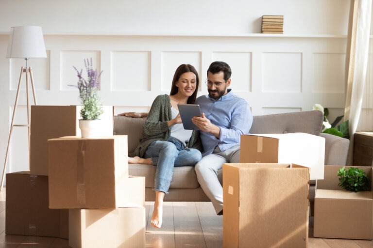 The Minimalist Approach to Moving: How to Downsize and Simplify Your Move